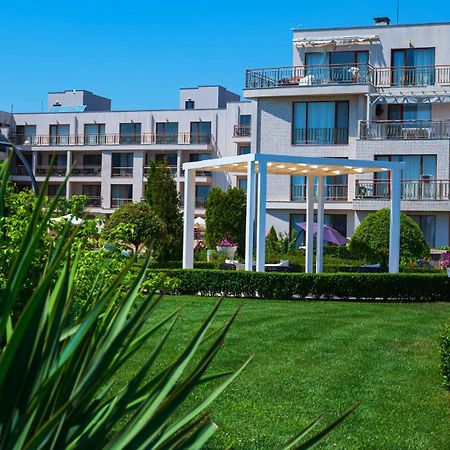 June One Bedroom Sea View Apartment Diamond Beach Resort سارافوفو المظهر الخارجي الصورة
